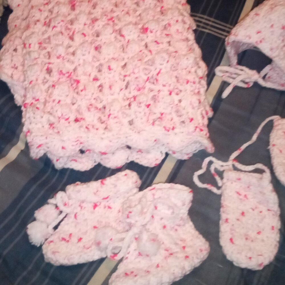 New Handmade Crocheted Baby Blanket, Bonnet, Mittens & Booties
